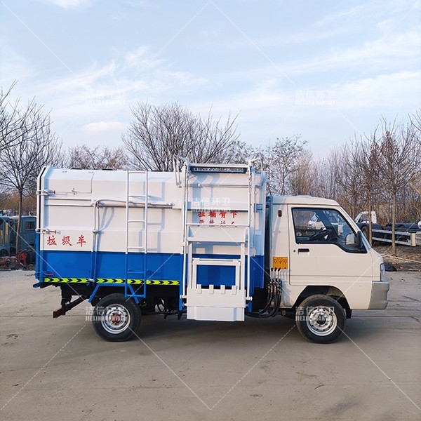 電動(dòng)四輪掛桶垃圾車(chē)參數